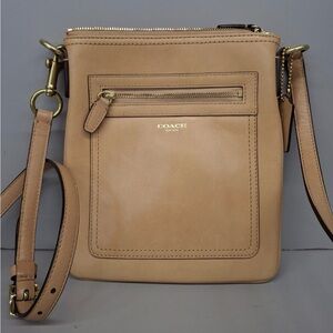 Coach Beige Leather Shoulder Bag